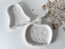 Load image into Gallery viewer, Pumpkin/Ghost Halloween Dish
